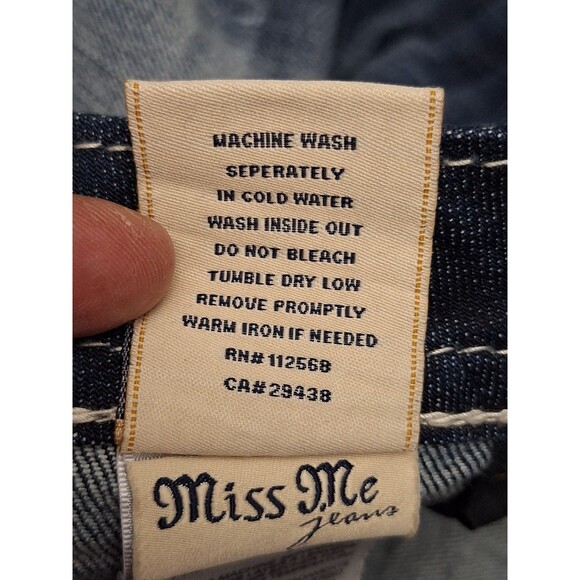 Miss Me Low Rise Bootcut Jeans Sz 30 Distressed Rhinestones Bling Embroidered - Picture 12 of 12